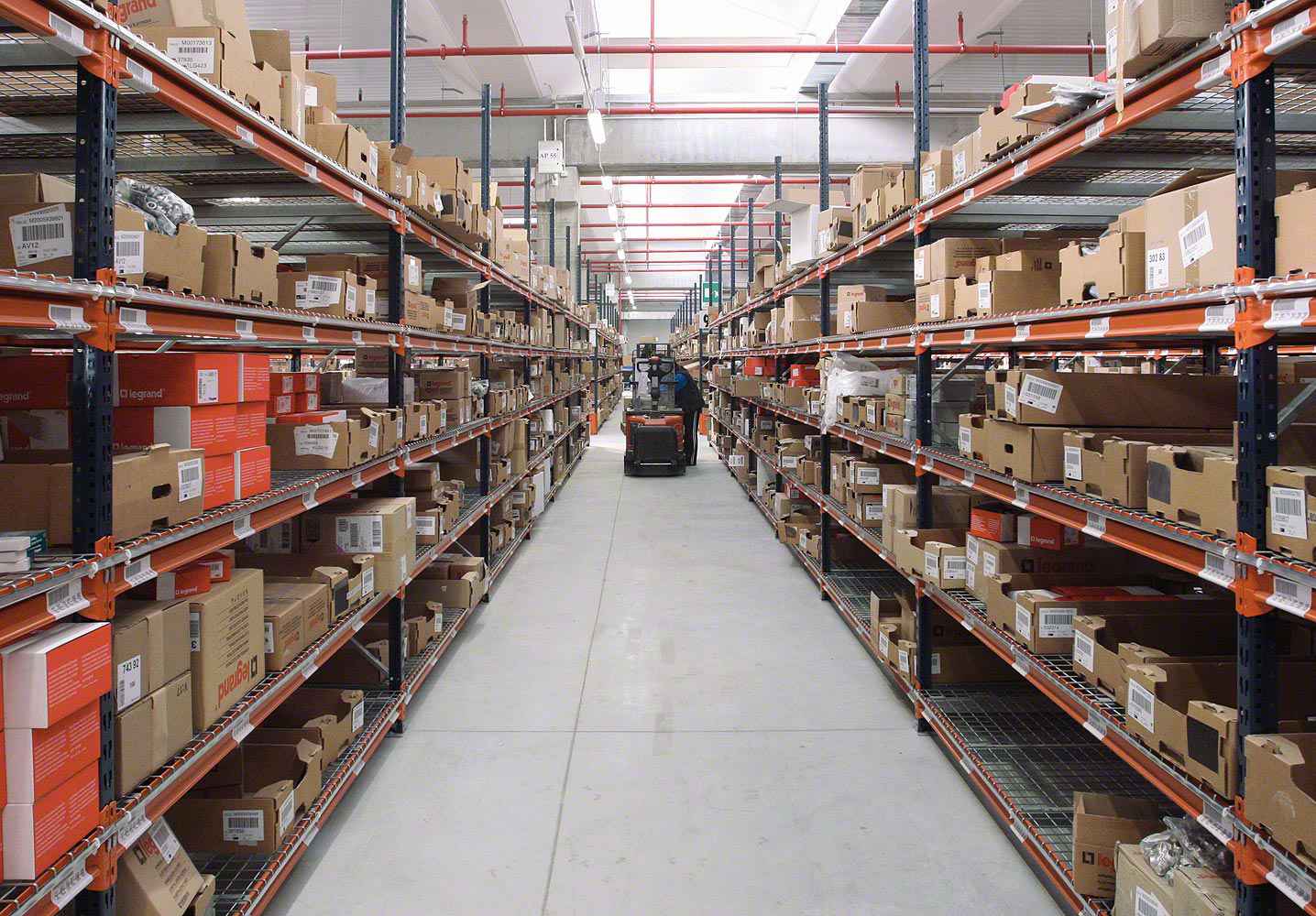 呼和浩特童杰电子商务有限公司智慧安全用电-仓库库房方案