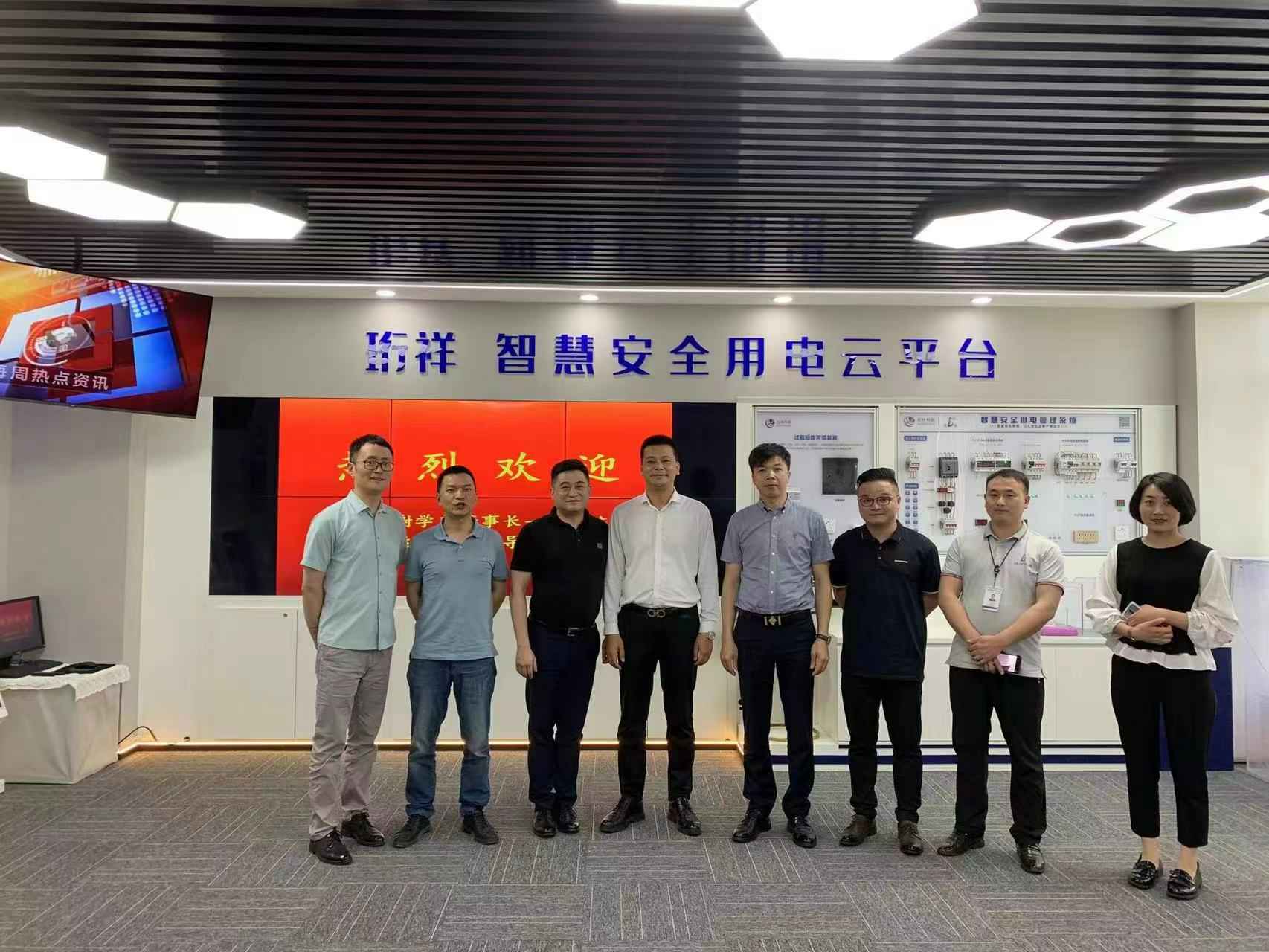 交流赋能 取长补短｜呼和浩特童杰电子商务有限公司高层远赴培训交流